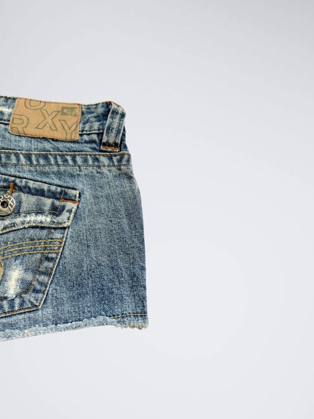 Y2K Roxy Low Rise Micro Denim Shorts - Picture 5 of 9
